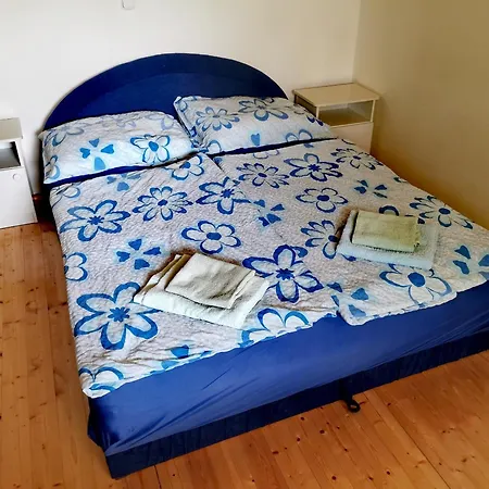 Nemeth Apartmanhaz アパート