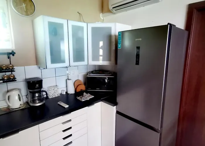 Nemeth Apartmanhaz アパート Balatongyörök